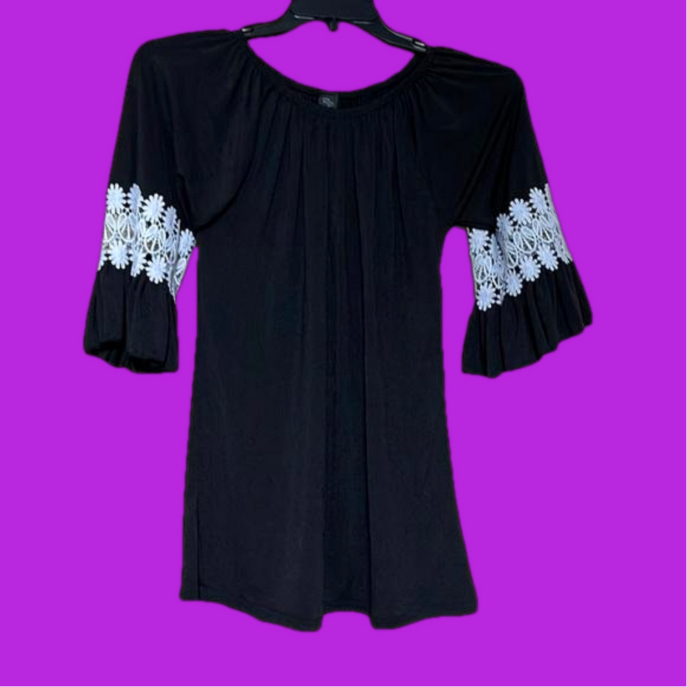 Gorgeous WinWin ruffle sleeve tunic S-M